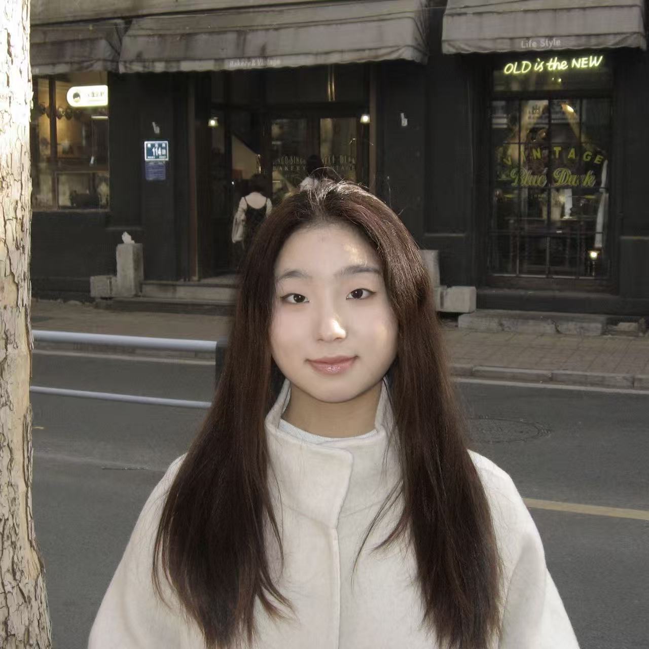 Miduo Cui 崔米朵
